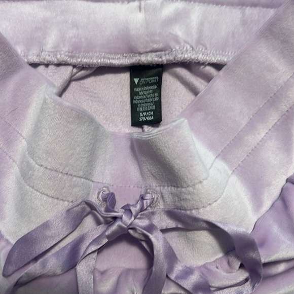 Victoria’a Secret velour zip up hoodie jogger pants suit - Picture 5 of 9